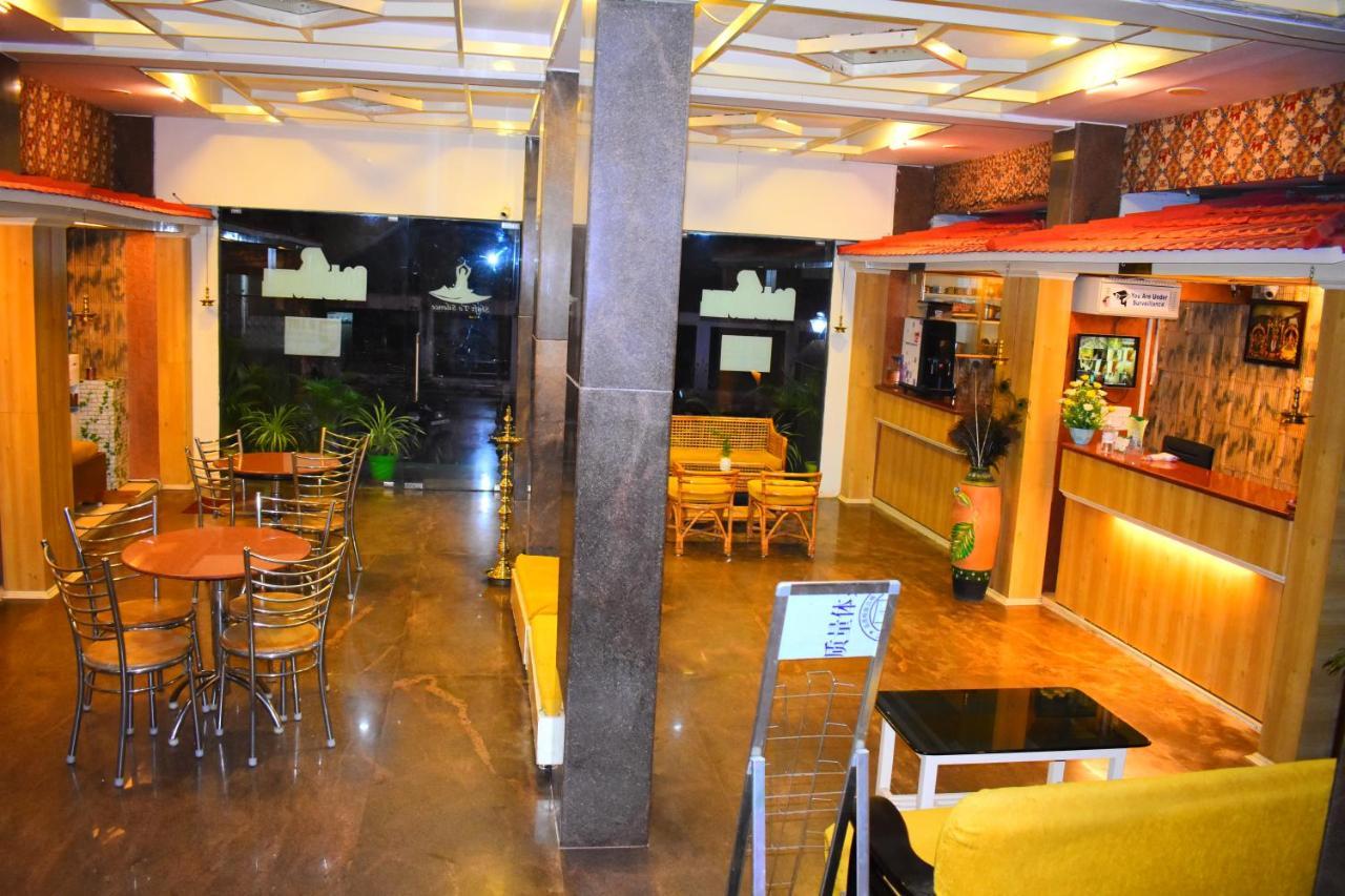 Apartmán Aishwarya Residency Tiruvannāmalai Exteriér fotografie